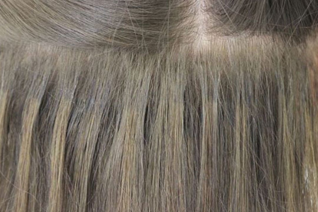 Picture a bond so discreet it is almost invisible to the naked eye. A technology creating more seamless results than previous other long-established extension methods. An installation that shows no signs of where the hair ends and extension begins. What is this breakthrough method reshaping the hair industry? Say hello to CombLine.